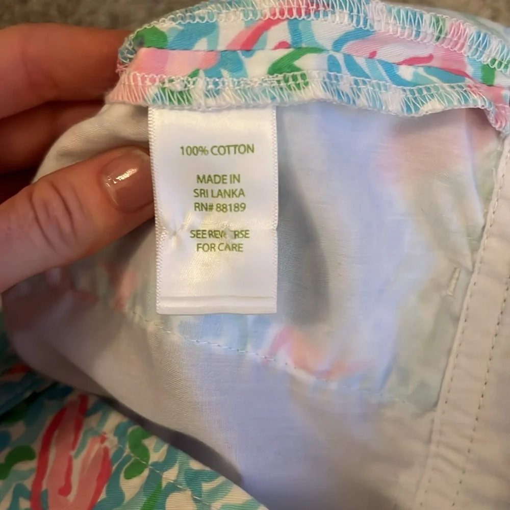 Lilly Pulitzer Preppy Callahan Short Lobster Print Size 0.